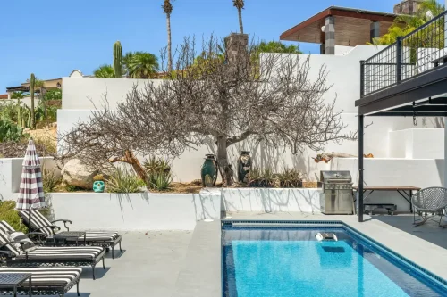 32-CB-Pool-Deck