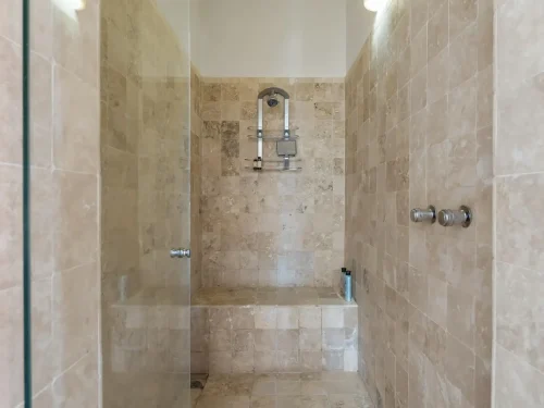 43-CB-Master-Bathroom